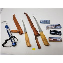 TWO FISHING KNIVES AND WEIGH SCALE