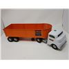 Image 2 : STRUCTO WHITE CAB GRAIN HAULER