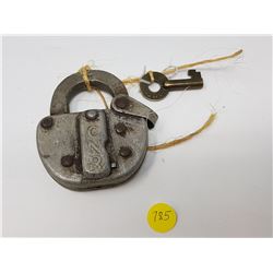 WORKING CNR LOCK AND KEYS