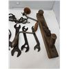 Image 2 : VINTAGE WRENCHES AND PLAINER
