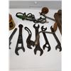Image 3 : VINTAGE WRENCHES AND PLAINER