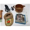 Image 3 : LOT OF COLLECTIBLES (AIRPLANE, MOCCASIN, ETC.)
