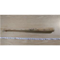 LOUISVILLE SLUGGER BASEBALL BAT