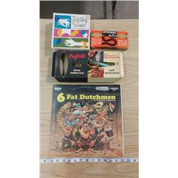 LOT OF ASSORTED ITEMS (RECORD, TIDDLEY WINKS, ETC.)