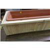 Image 3 : PLANTER (10.5" X 30" X 8")