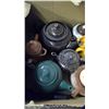 Image 2 : LOT OF ASSORTED TEAPOTS
