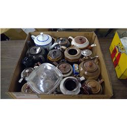 LARGE LOT OF TEAPOTS