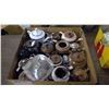 Image 1 : LARGE LOT OF TEAPOTS