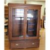 Image 2 : Quarter Sawn Oak Rifle Cabinet