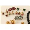 Image 2 : Mixed Lot of Costume Jewelry