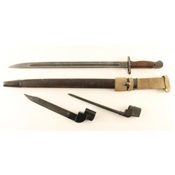 Lot of 3 British Military bayonets.