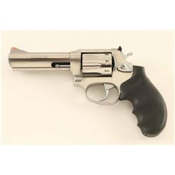 Taurus 941 .22 Mag SN: GN93617