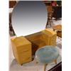 Image 2 : HEYWOOD WAKEFIELD VANITY & STOOL