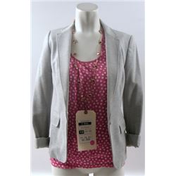 They Came Together Molly (Amy Poehler) Movie Costumes