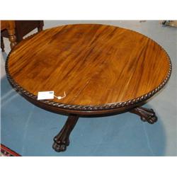 VICTORIAN MAHOGANY COFFEE TABLE