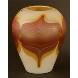 ART GLASS VASE