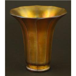 CARDER STEUBEN GOLD AURENE VASE 