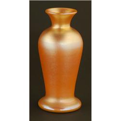 DURAND GOLD ART GLASS VASE 