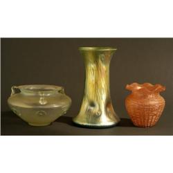 THREE PIECES OF ART GLASS 