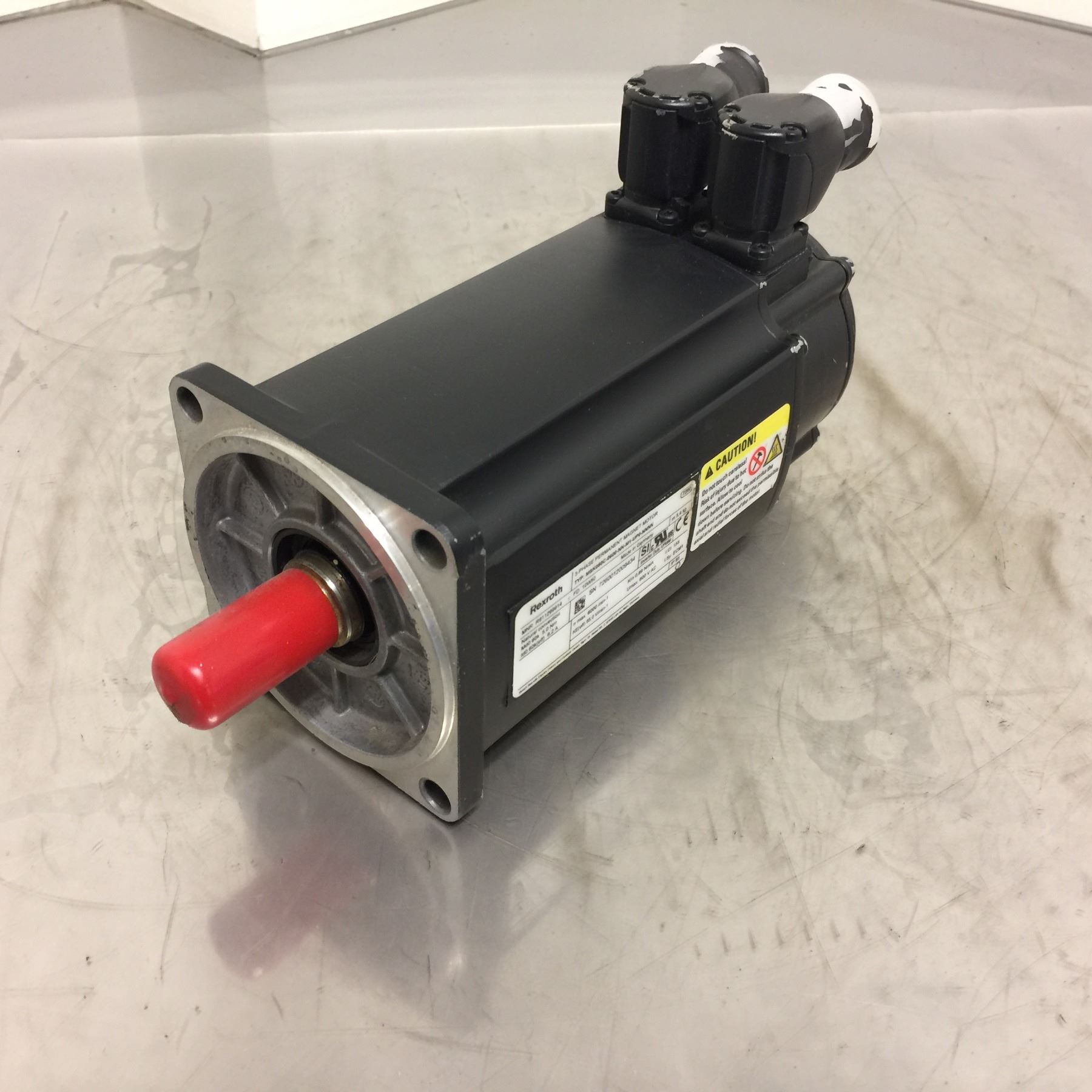 Rexroth MSK060C 0600 NN M1 UG0 NNNN Motore Sincro 3 Fasi PM Rexroth MSK060C 0600 NN M1 UG0 NNNN Motore Sincro 3 Fasi PM