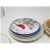Image 2 : LOT OF ASSORTED DECORATIVE PLATES
