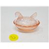 Image 1 : PINK HEN ON AN NEST (2.5" W X 2" TALL)