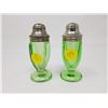 Image 1 : GREEN DEPRESSION SALT AND PEPPER SHAKERS