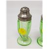 Image 3 : GREEN DEPRESSION SALT AND PEPPER SHAKERS