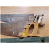 Image 4 : LOT OF 3 LEVELS AND 2 HAND SAWS