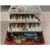 Image 3 : TACKLE BOX (TABS TO KEEP LID CLOSED ARE BROKEN)