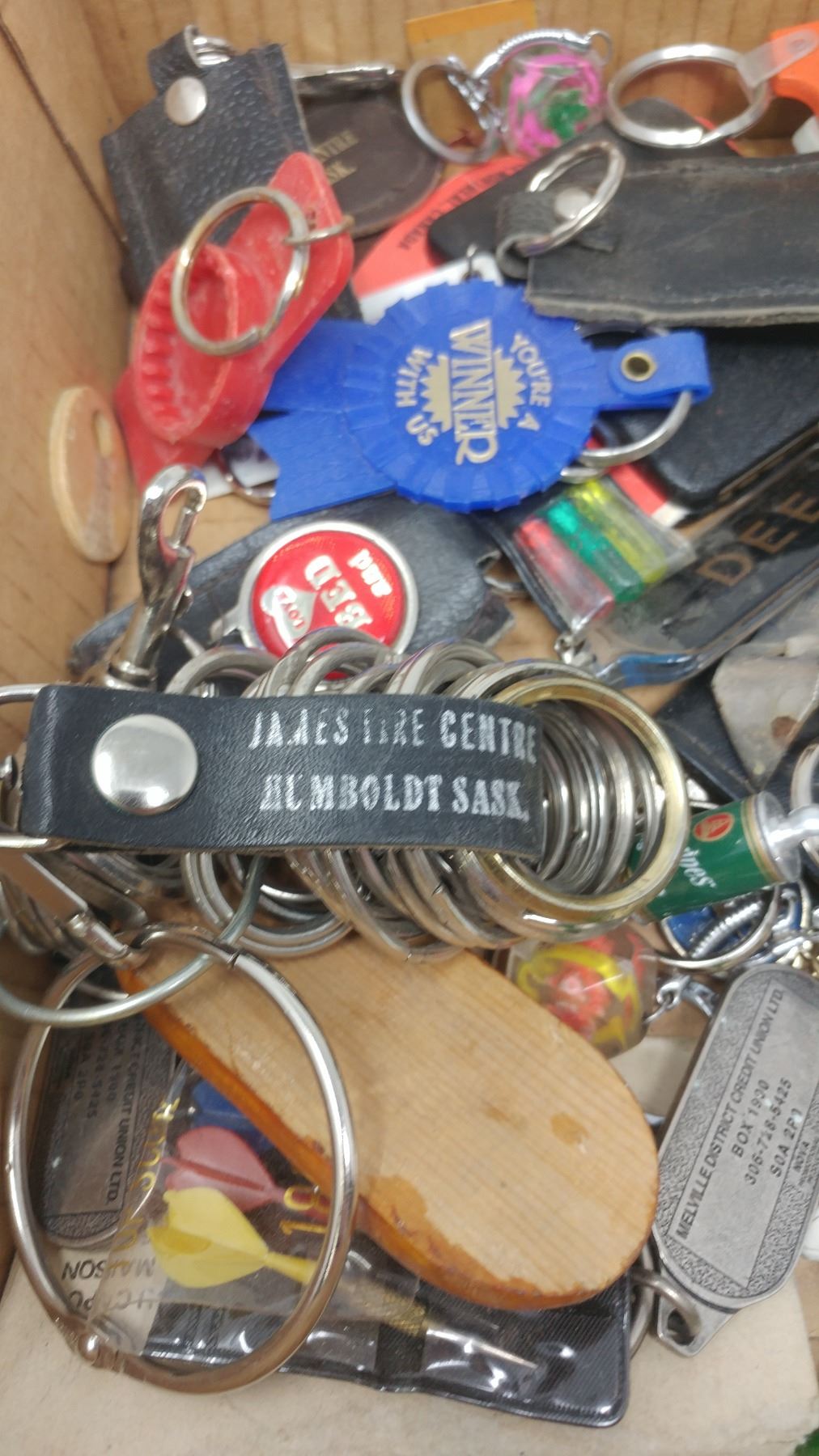 LARGE LOT OF ASSORTED KEY CHAINS