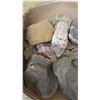 Image 3 : BOX OF ROCKS