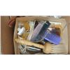 Image 2 : LOT OF ASSORTED COLLECTIBLES INCLUDING HAIR COMBS, GUITAR STRINGS, ETC.