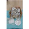 Image 1 : LOT OF VARIOUS SIZES OF DOLL STANDS