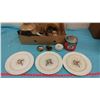 Image 2 : LOT OF COLLECTIBLES INCLUDING PLATES, UMBRELLA, ETC.