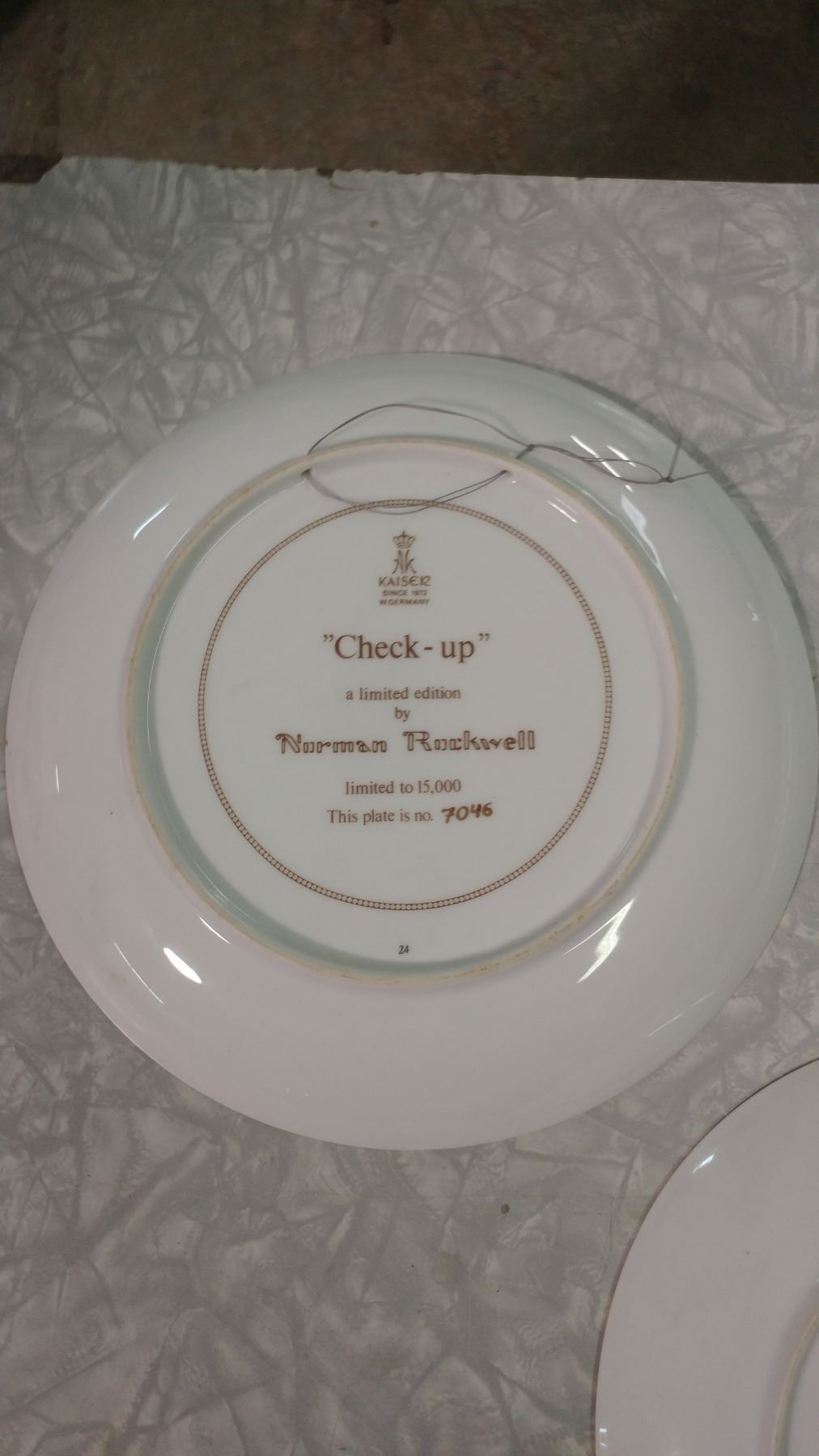 LOT OF THREE COLLECTOR PLATES