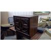 Image 2 : NIGHT STAND (24.5" X 16.5" X 22")