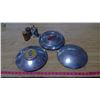 Image 1 : THREE HUBCAPS AND THREE SMALL TINS (2 WHIZ TINS)