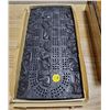 Image 1 : Handcrafted Inuit crib board - pearlite in box