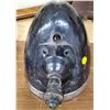 Image 2 : Large automobile headlight