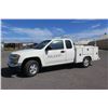 Image 1 : 07 Isuzu Service Truck (Runs & Drives See Video)