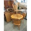 Image 1 : Round Oak Table with Leaf and 4 Chairs