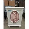 Image 1 : Small White Cabinet - 16" x 18" x 28" tall