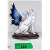 Image 2 : New Fairy with White Wolf Statuette with Box