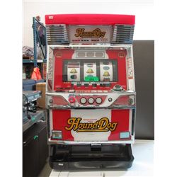Counter Top Hound Dog Slot Machine - Uses Tokens