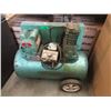 Image 1 : Speedaire 3Z355F 1 Electric Air Compressor