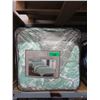 Image 1 : New Queen Size 8 Piece Coverlet Set