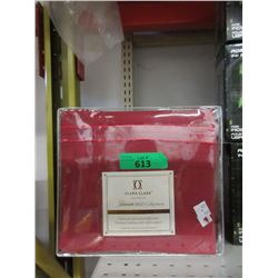 New Full/Double 4 Piece Polyester Sheet Set - Red