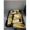 Image 1 : 12 Redken 200 ml Blonde Glam Hair Treatment