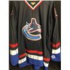 Image 1 : VANCOUVER CANUCKS HOCKEY JERSEY (ADULT JUMBO)